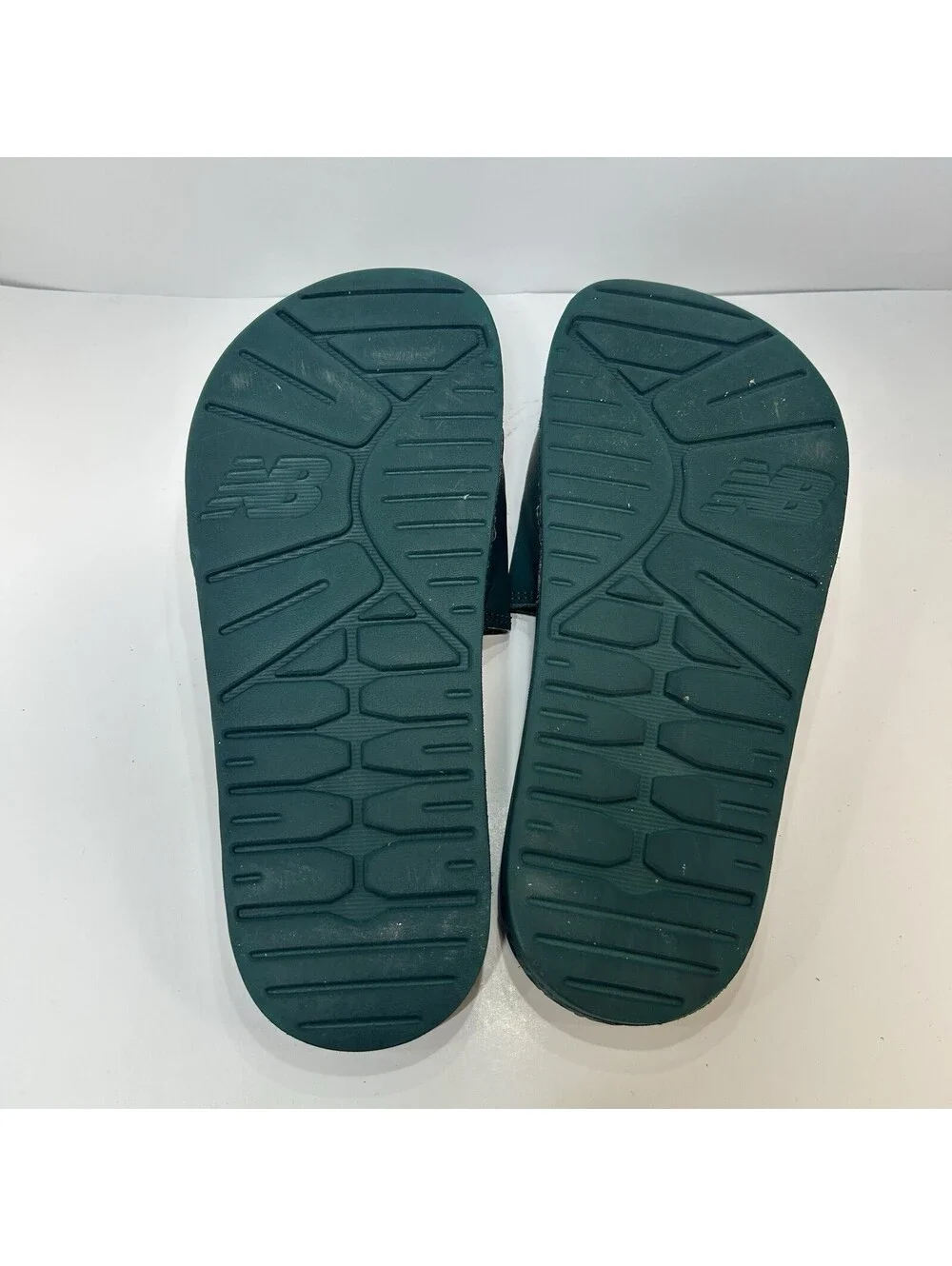 New Balance Slides Aime Leon Dore Green - Size 5 - (SMF200AG)